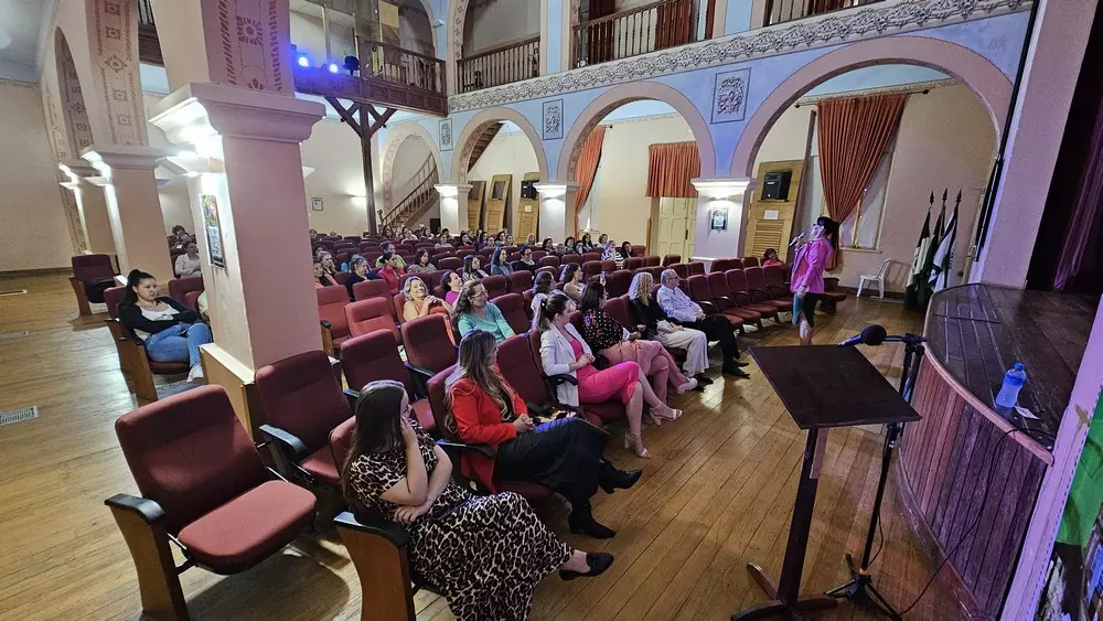 Dia da Mulher está sendo celebrado com muita informação em Rio Negro